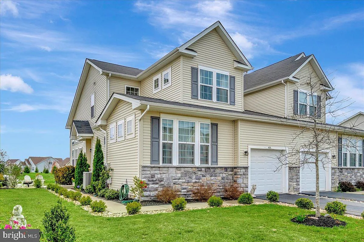 405 Galway Ct photo 1