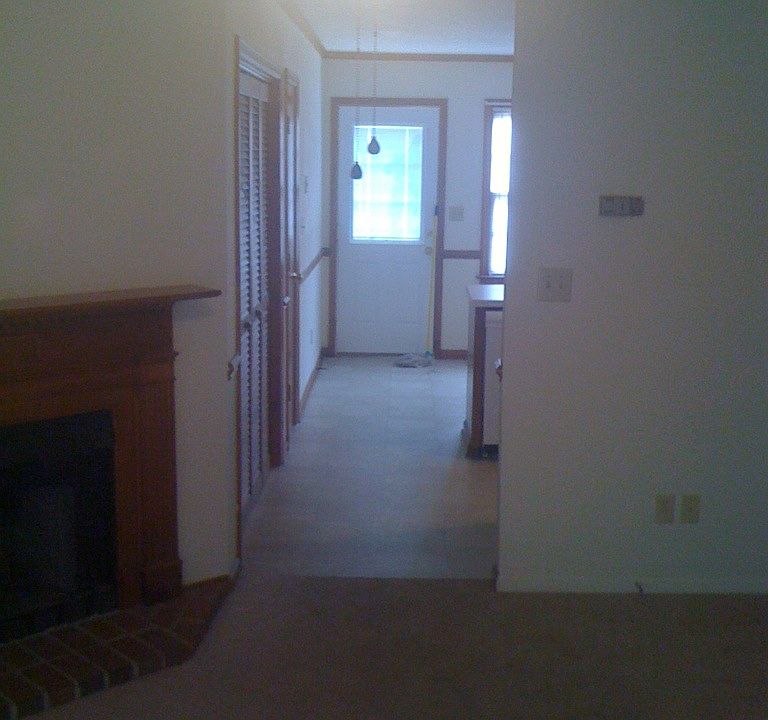 2nd image of 3260 Landmark St APT C5