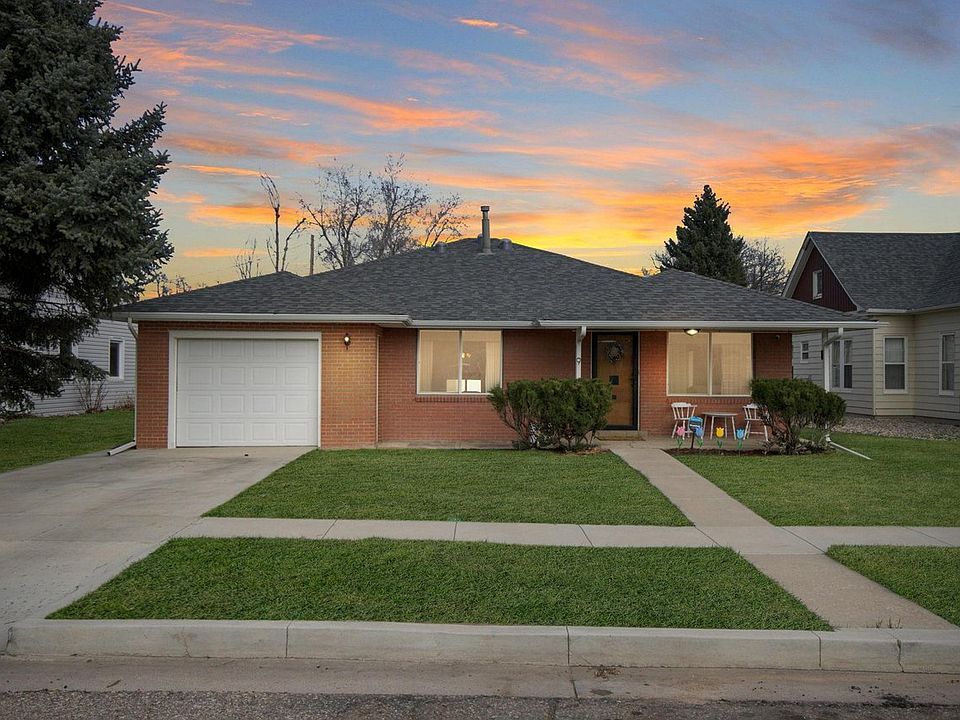 1st image of 9 Cottonwood Ave