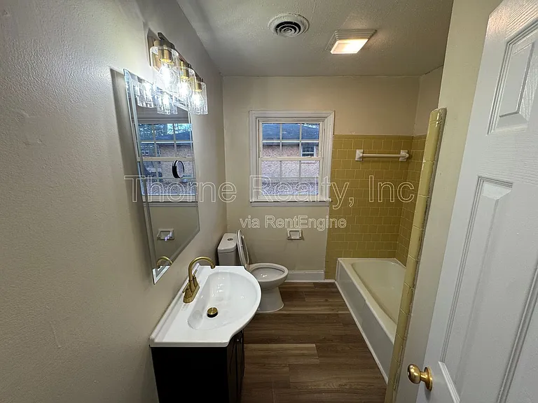 313 Ferndale Dr — Photo 8