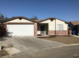 5701 Norman Wood Ln, Bakersfield, CA 93313