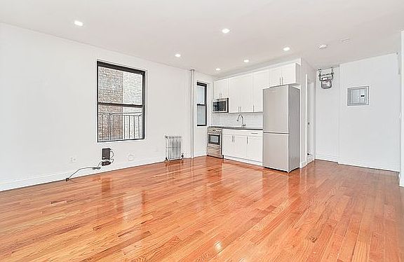 5th image of 51 Hamilton Pl #32B