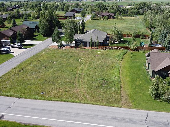 5th image of 1296 Brooktrout Dr