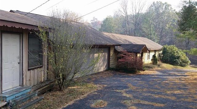 2nd image of 72 Peaceful Valley Dr