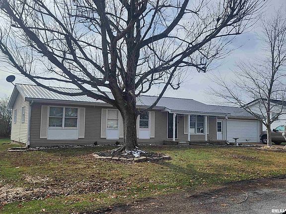 2nd image of 904 Sunset Terrace Dr