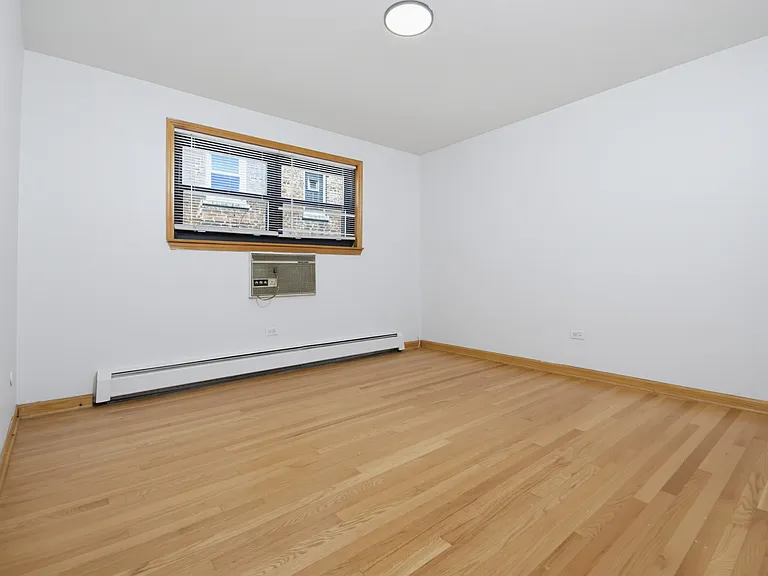 4416 N Kostner Ave #2C — Photo 9