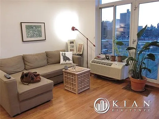 Sold by Kian Realty | media 2