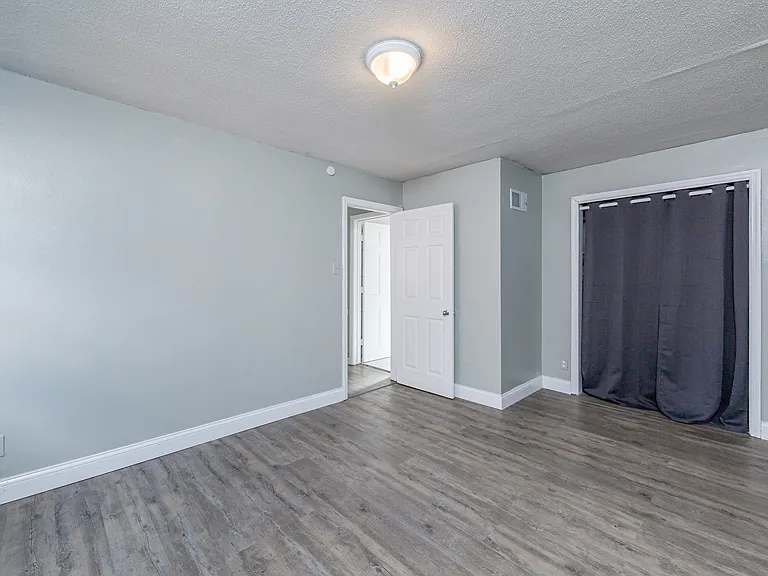 6925 Corbitt Ave — Photo 14