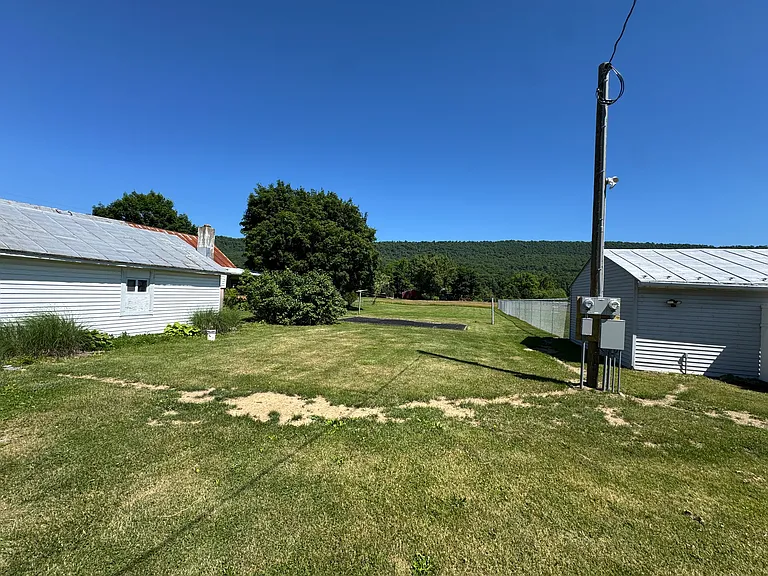 217 Monroe Valley Dr — Photo 2