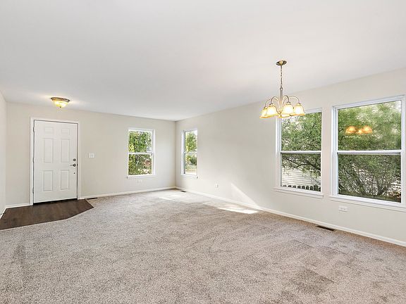 2nd image of 1921 Windette Dr