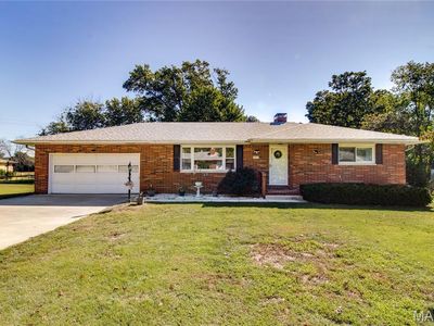 4803 Paris Dr, Godfrey, IL, 62035