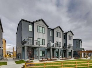 22 SW Belvedere Ter SE, Calgary, AB T2A7G1