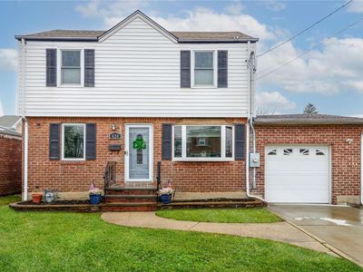 420 Andrews Road, Mineola, NY, 11501