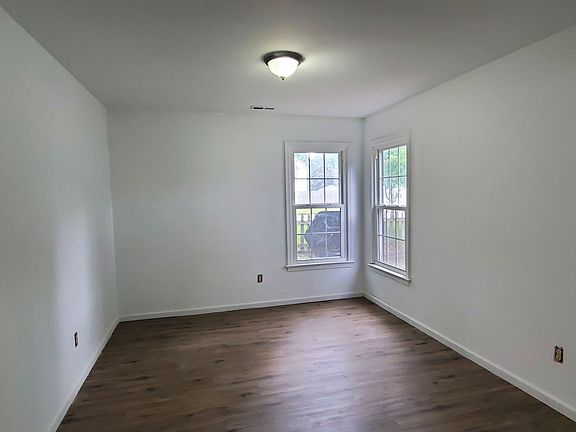 5th image of 1328 Fernside Ct