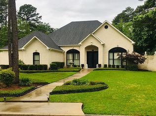 226 Hunters Cir, Longview, TX 75605