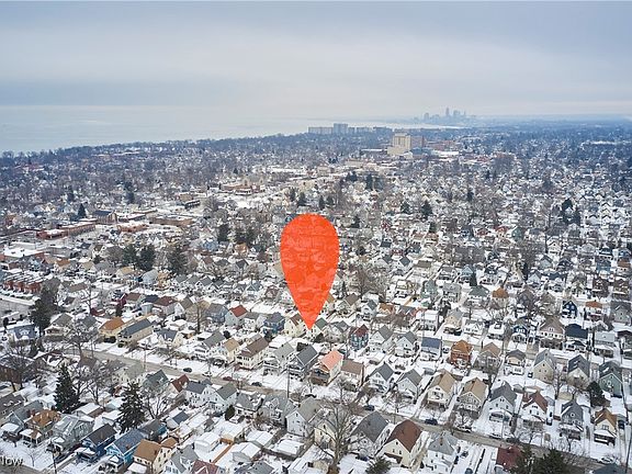 3rd image of 1509 Winton Ave