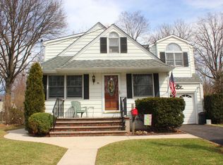 80 Upland Ave, Metuchen, NJ