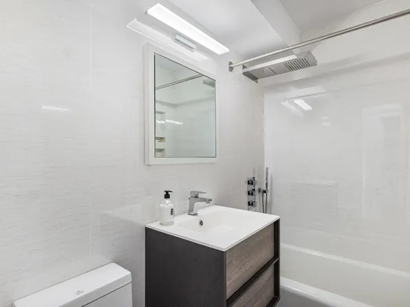 1270 5th Avenue image 17 of 23