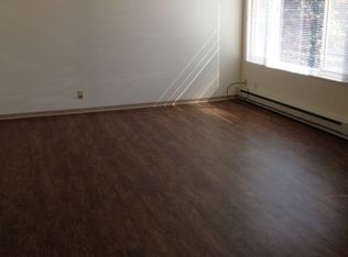710 2nd Ave W APT 10, Seattle, WA 98119
