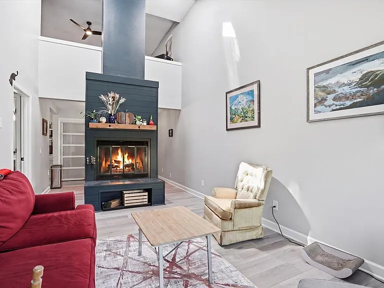 311 Forest St #2D — Photo 1
