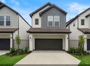 8322 Curry Rd, Houston, TX 77093