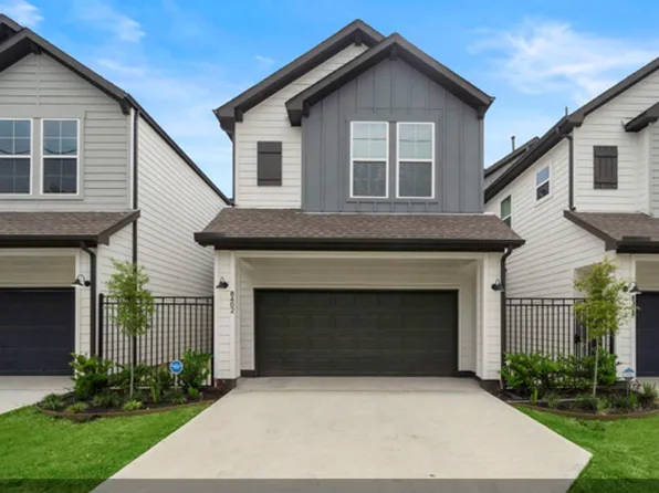 8322 Curry Rd, Houston, TX 77093