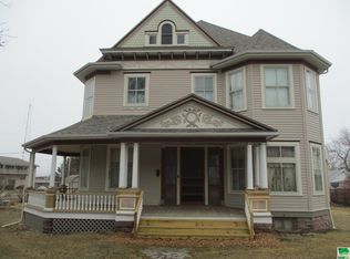 605 W Cedar St, Cherokee, IA 51012