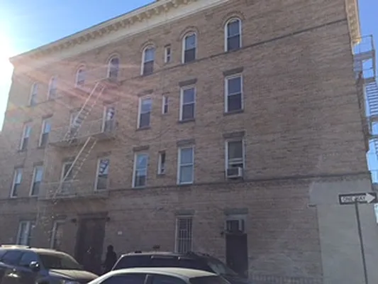 Rented by New York Realty Minimax Inc | media 1