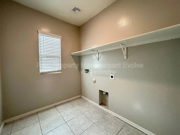 6511 W Magdalena Ln — Photo 24