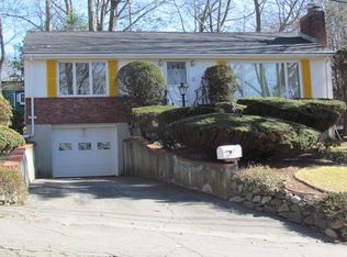 17 Deering Ave, Lexington, MA 02421