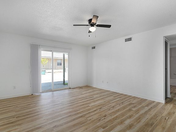 4th image of 933 S Wildan Ave APT 6