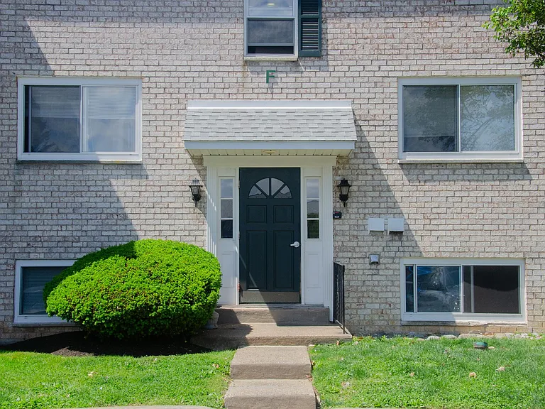 700 Cherry Tree Rd — Photo 7