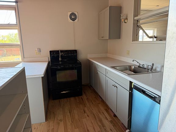 2nd image of 7931 Stuart Pl