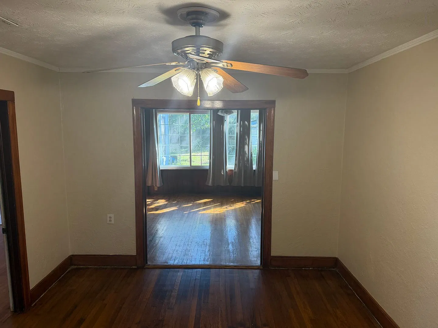 2061 Camden Ave — Photo 4