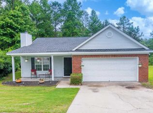 281 Oakpointe Dr, Lexington, SC 29072