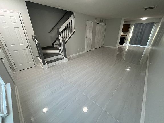 4th image of 606 Grasswren Way