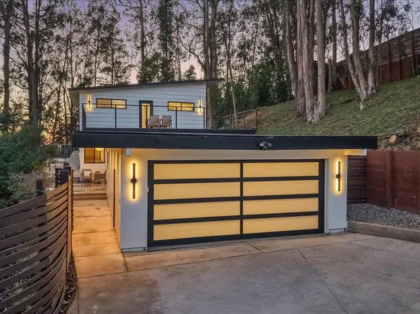 5 Arriba Dr, Aromas, CA 95004