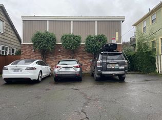 2544 NW Savier St APT C, Portland, OR 97210