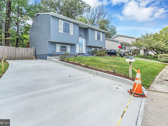 5th image of 1409 Damsel Ln