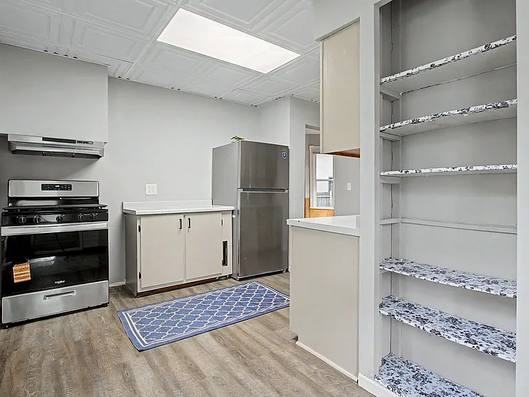1426 Washington St NE #1 — Photo 10