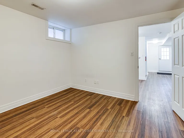 116 Gillard Ave #L — Photo 17