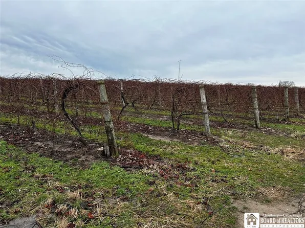 2425 Route 20, Silver Creek, NY 14136