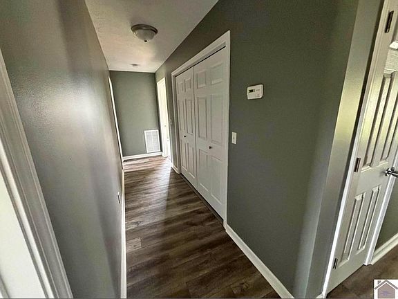 3rd image of 460 Sunrise Dr
