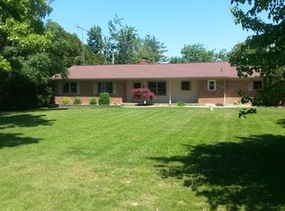 1038 Turrill Rd, Lapeer, MI 48446
