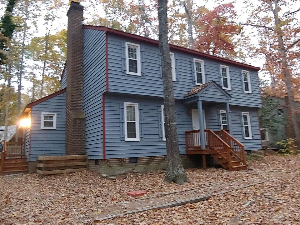 3213 Fox Chase Dr