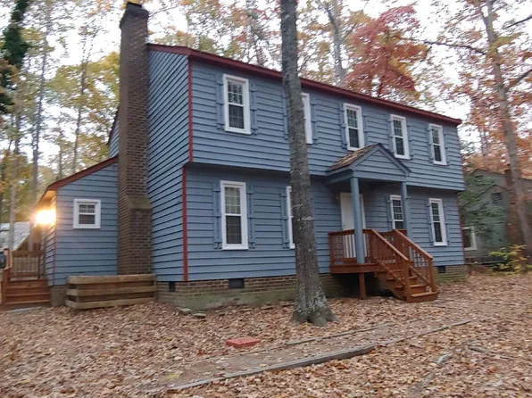 3213 Fox Chase Dr, Midlothian, VA 23112