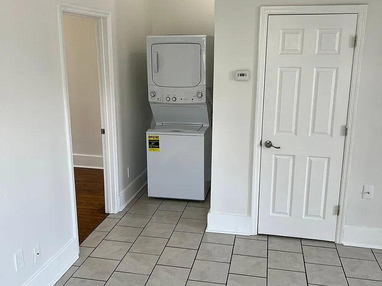 632 Mercer St #B — Photo 3