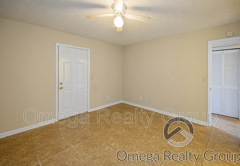 819 Willow Pointe — Photo 13