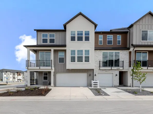 Type F Outer Townhome Plan, Mt. Rainier