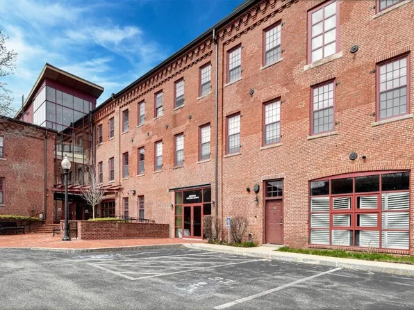 37 Millyard Unit 107, Amesbury, MA 01913